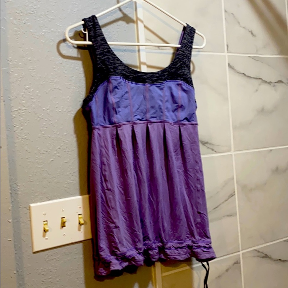 Lululemon tank top